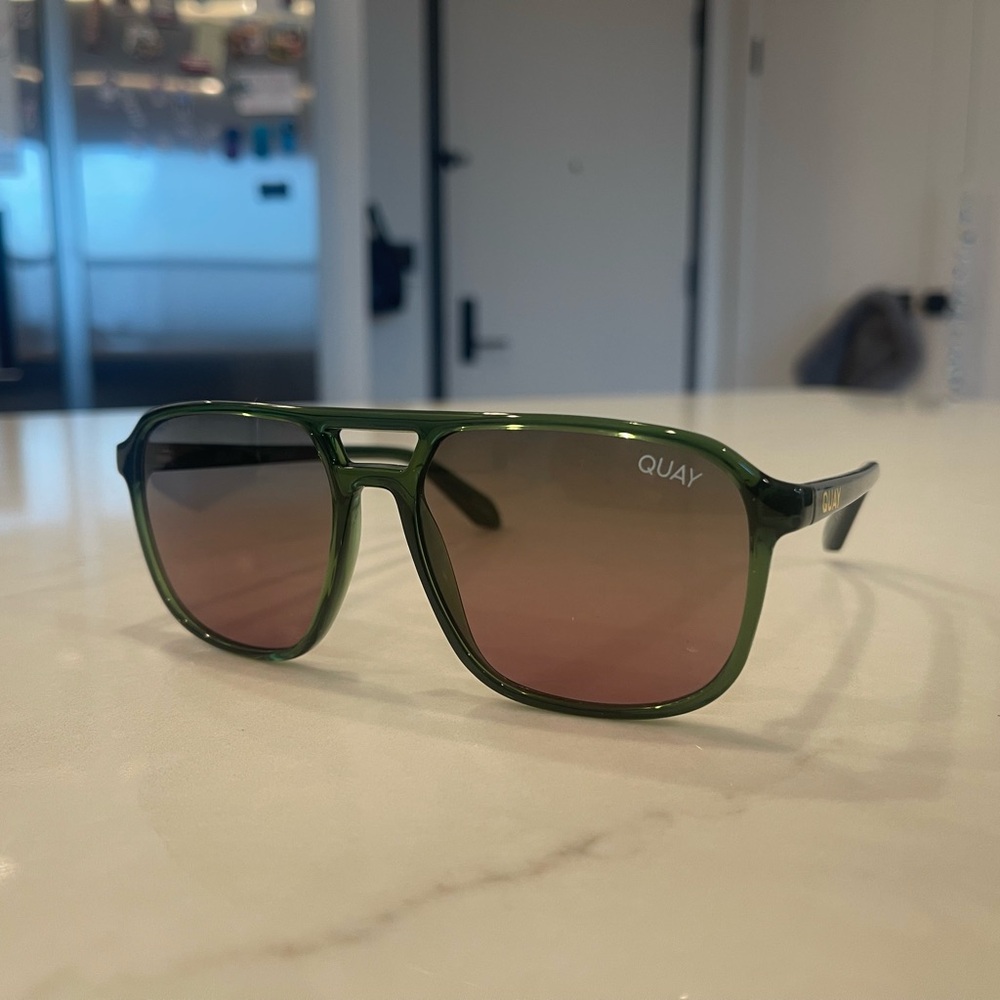 Quay On The Fly Aviator Sunglasses